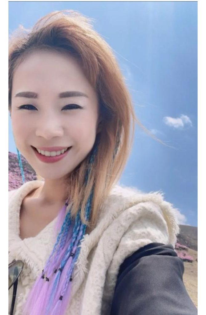 热烈娇小女-牛牛资源库